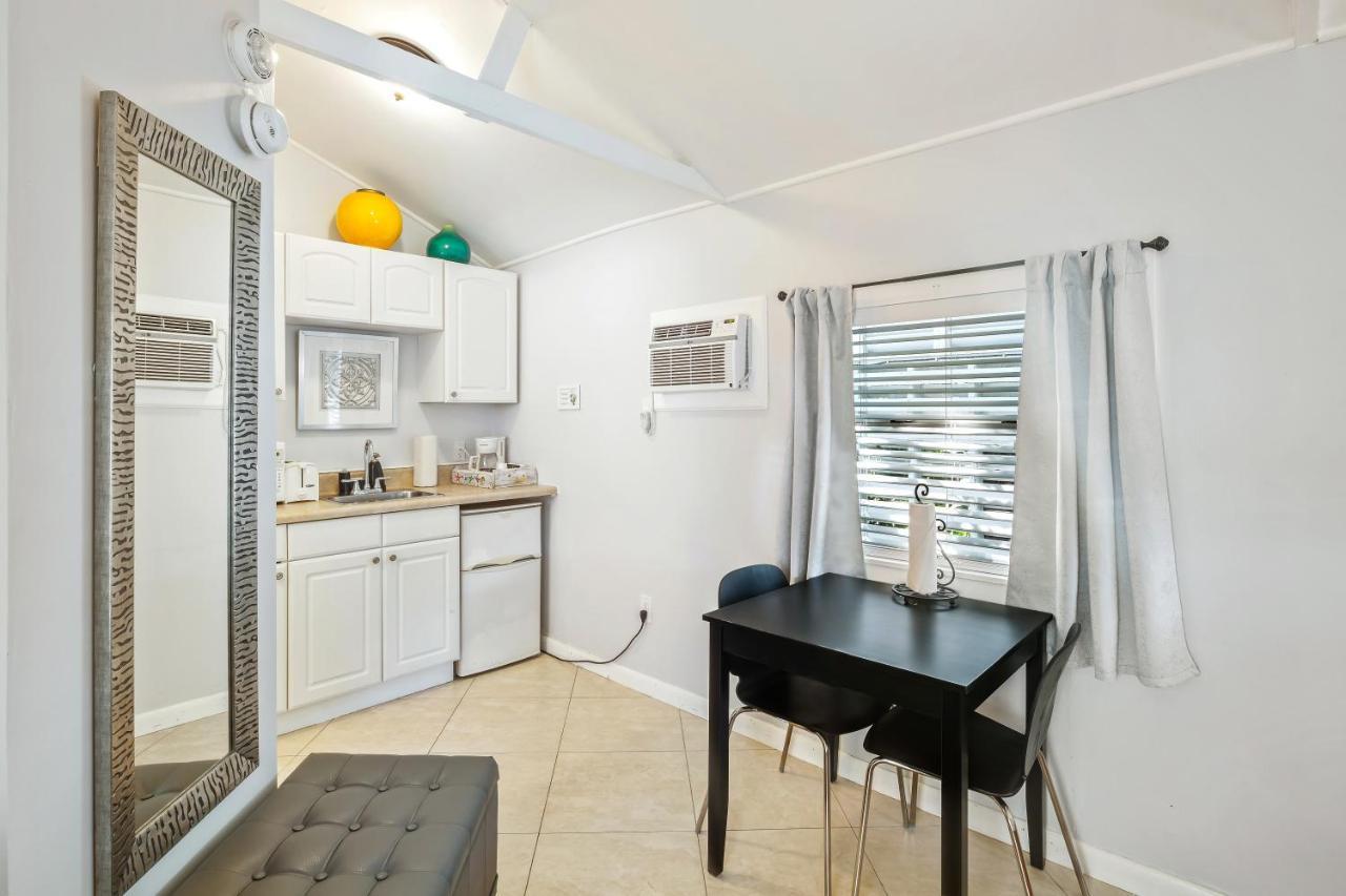 Kona Kai Oasis Bed & Breakfast Key West Luaran gambar